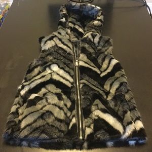 Steve Madden Faux Fur Vest Hooded NWT XS/S/2/4